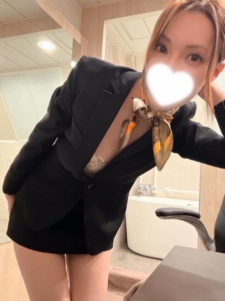 ナミ秘書